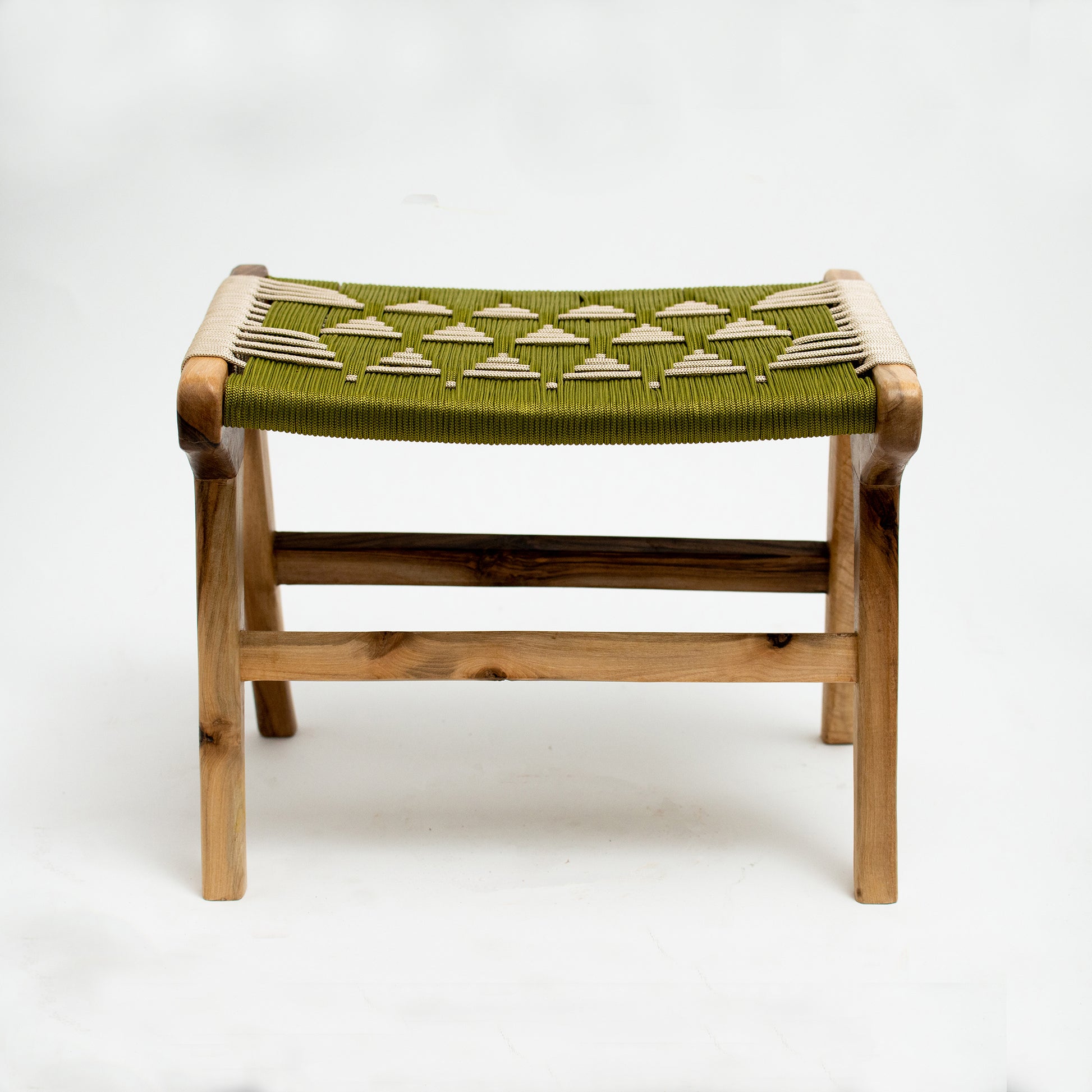 Tabouret artisanal en corde tressée