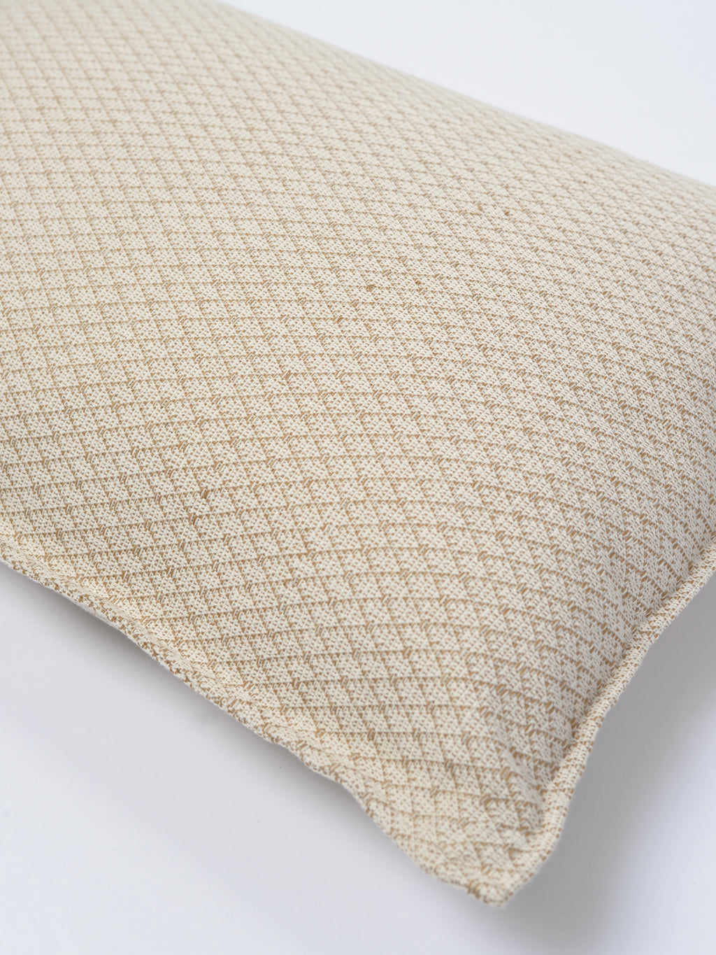 Coussin Aïssa Dione pour TIMUNTU