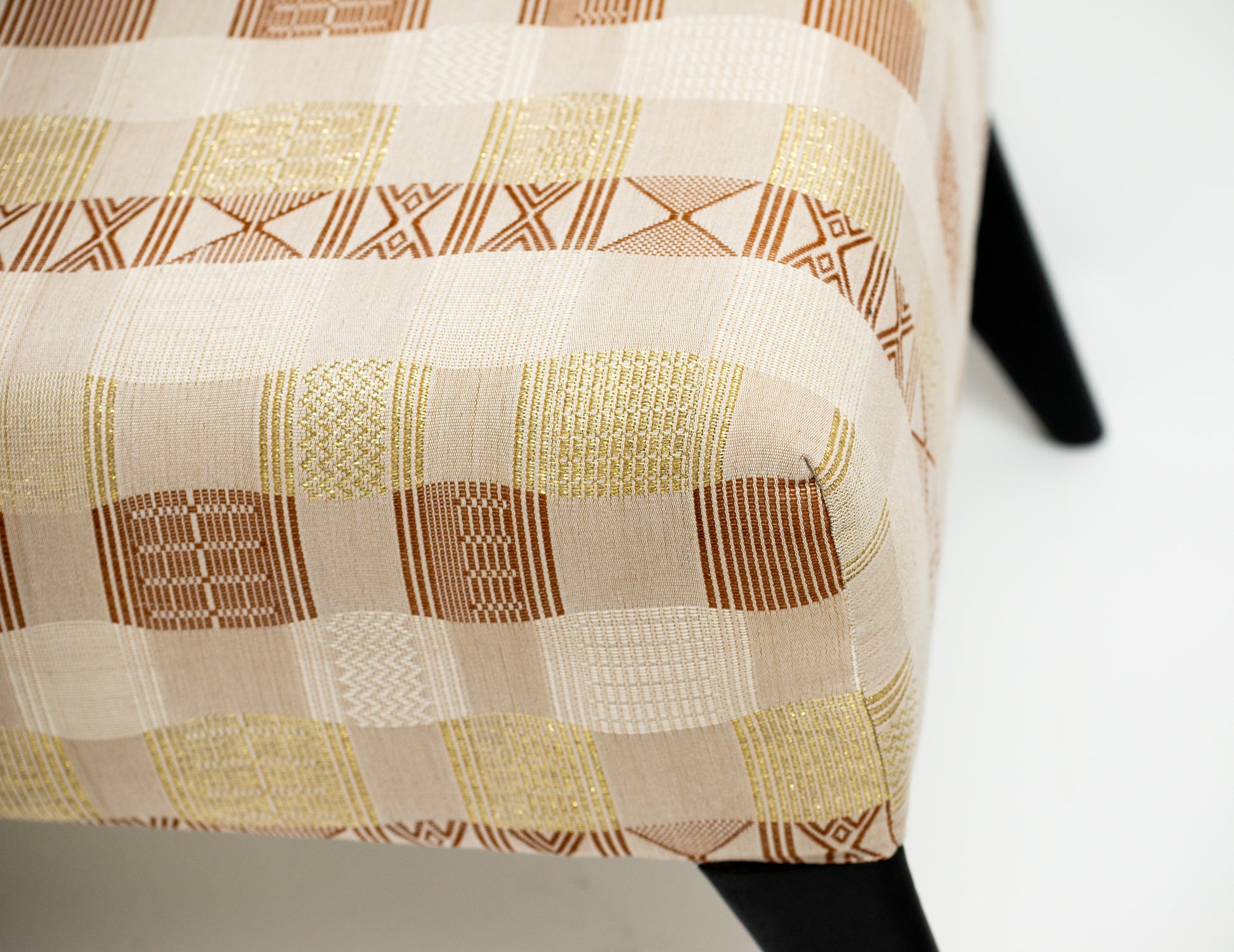 Yuki Aïssa Dione armchair