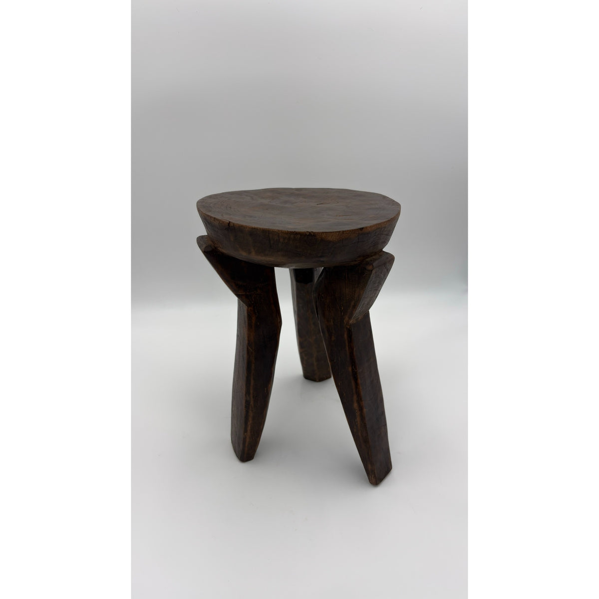 Tabouret Senoufo Bois 3 pieds- Artisanat Côte d'Ivoire