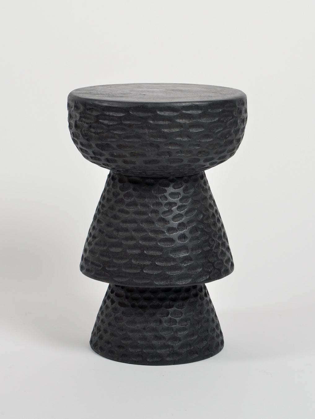 TIMUNTU stool in solid wood