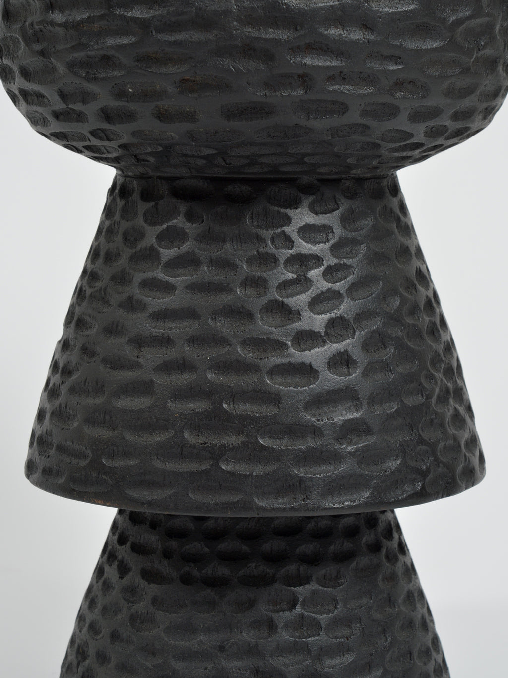 TIMUNTU stool in solid wood