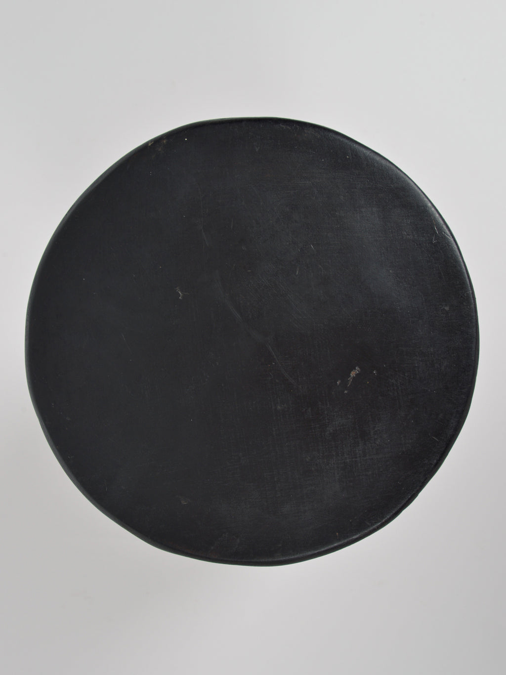 TIMUNTU stool in solid wood