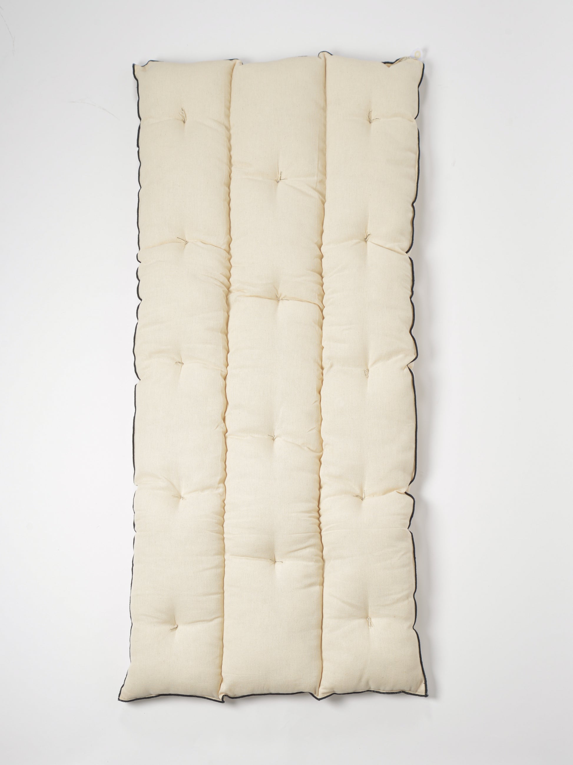 Sur Matelas Tensira Crème à Bordures Noires