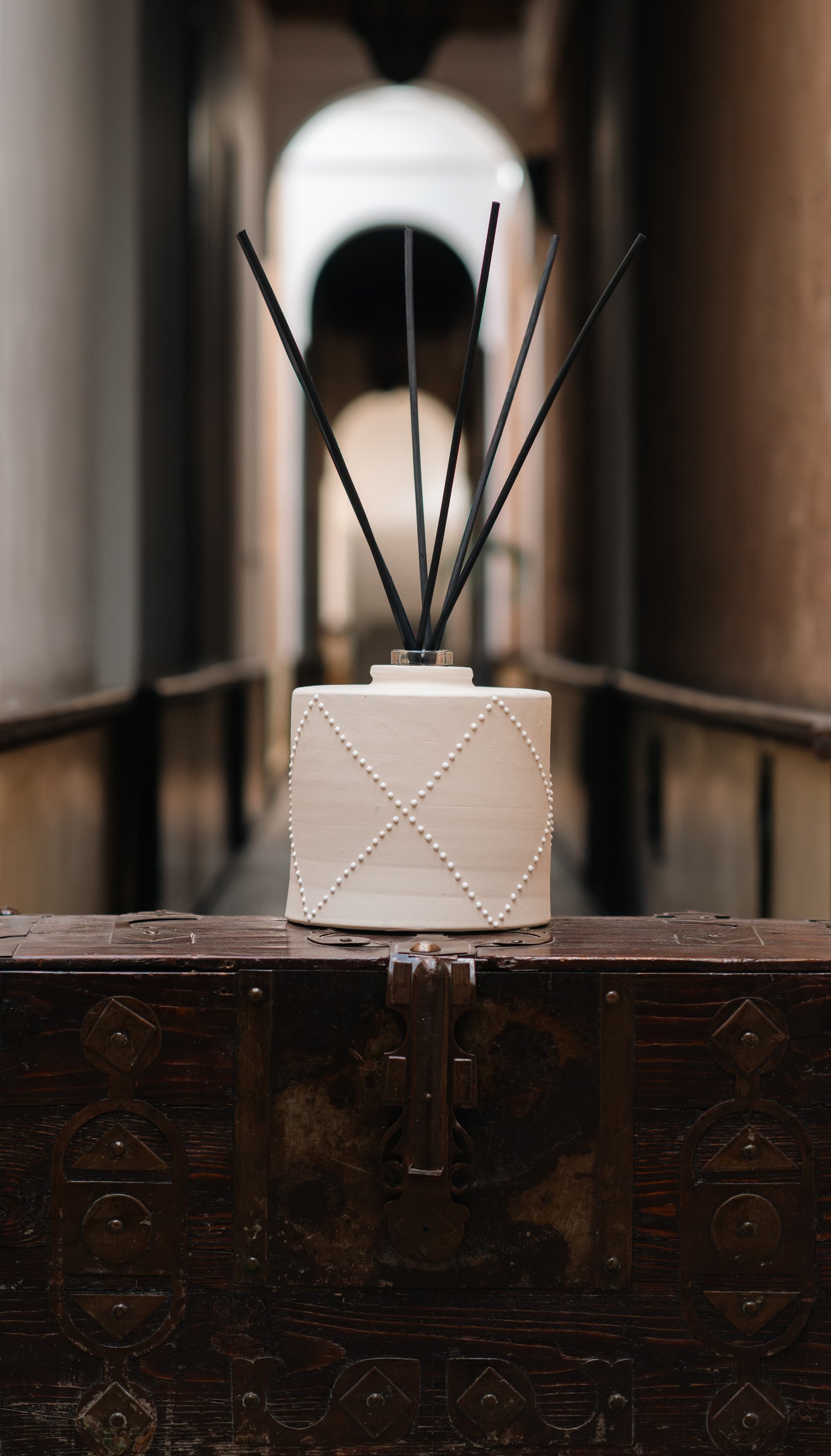 Diffuseur de parfum à bâtonnets Nomad Blanc Côté Bougie