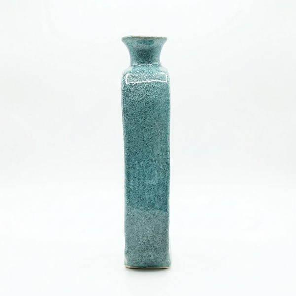 Vase carré en céramique moucheté